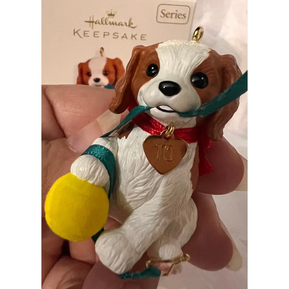 Hallmark Keepsake 2010 Puppy Love Christmas Ornament‎ is #20 in the series NEW